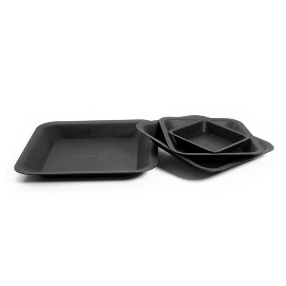 Three black square plastic saucers of different sizes placed in a relative order showing their varying sizes.